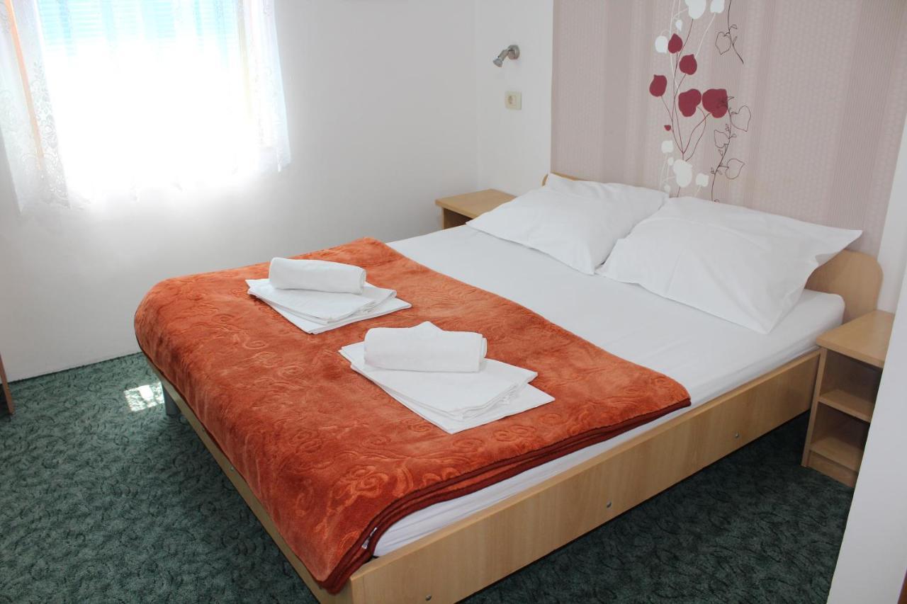 Bed and Breakfast Pansion Nikica Kozina Međugorje Esterno foto